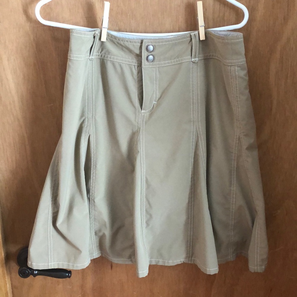 Quick dry skirt with built in shorts